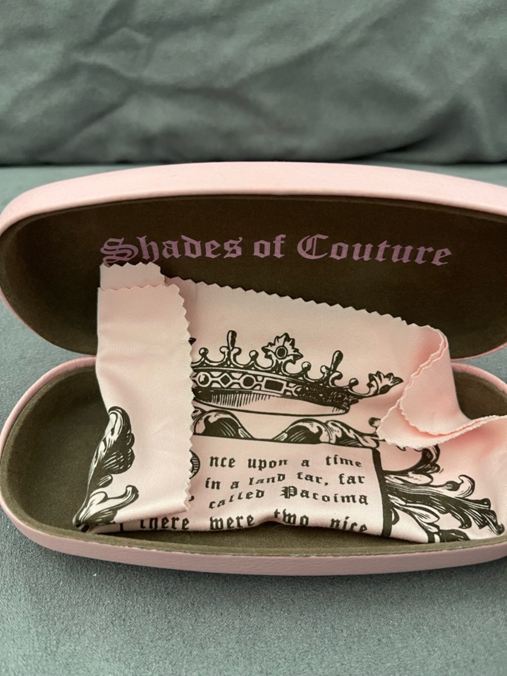 Y2K Juicy Couture > Pink Sunglasses Case with Decorative Scarf